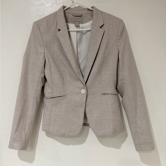 H&M Jackets & Blazers - H&M Light Beige Women's Blazer size XS